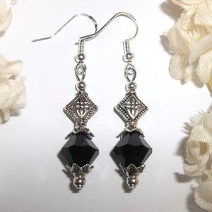 Small Black and Silver Earring Set Simple NWT 6533